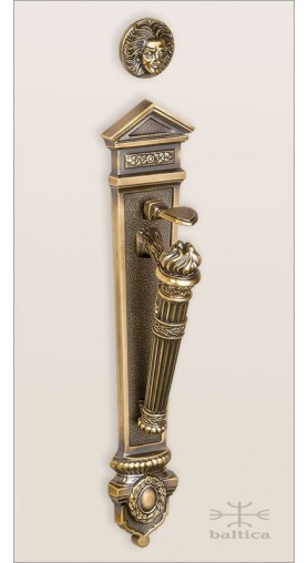 Augustus thumblatch F - antique brass - Custom Door Hardware 