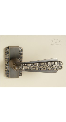Maya lever & rose W | antique brass | Custom Door Hardware 