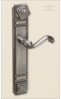 Sundance backplate 31.7cm & lever w/ active cyl lid - antique nickel - Custom Door Hardware