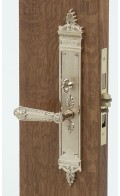Anastasia backplate P & lever - polished brass - Custom Door Hardware3