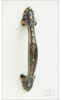 Anastasia cabinet pull I, c-c 4 inch | antique brass | Custom Door Hardware